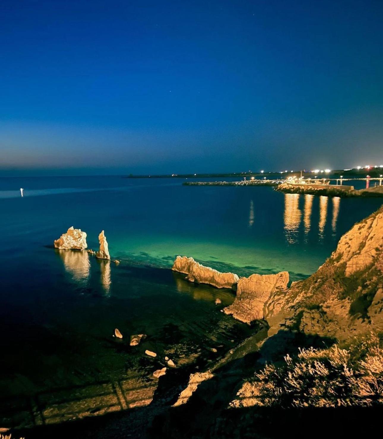 Fla' Suite Deluxe Terrasini Bagian luar foto